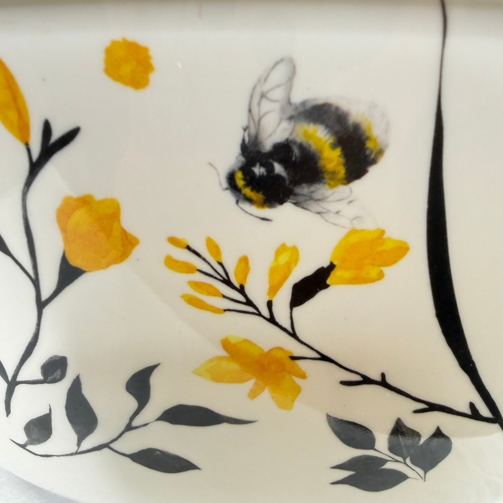 Bumblebee Wildflower Nesting Mixing Bowls Member's Mark Set/3 with Lids Picnic - Picture 3 of 16